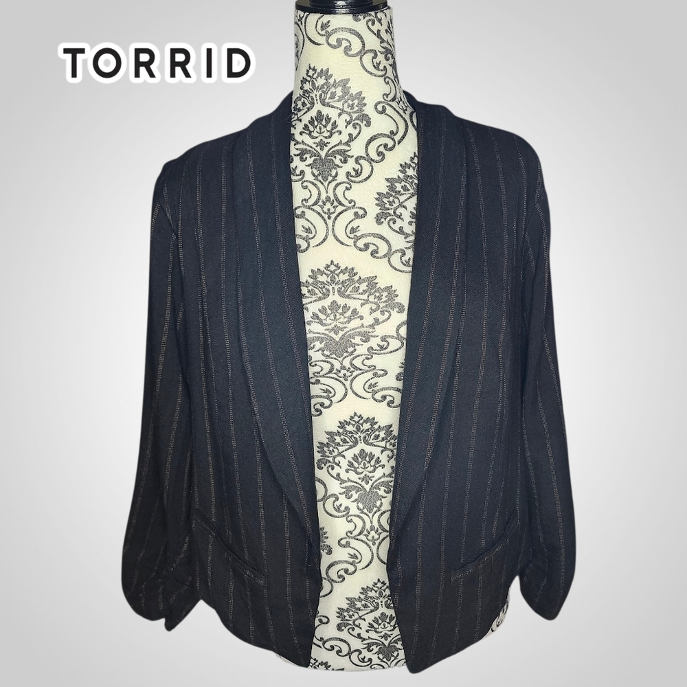 Torrid Striped Twill Cutaway Open Front High-Low Blazer - 00